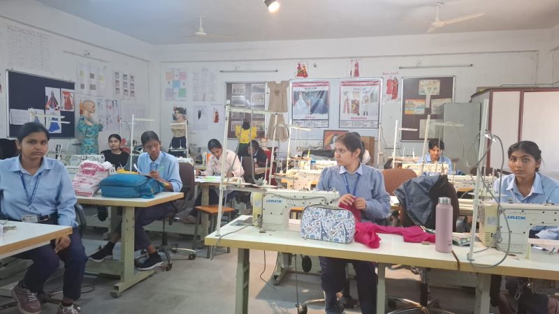 विश्व युवा कौशल दिवसरू महिला सशक्तिकरण में महिला आई टी आई अजमेर का विशेष योगदान