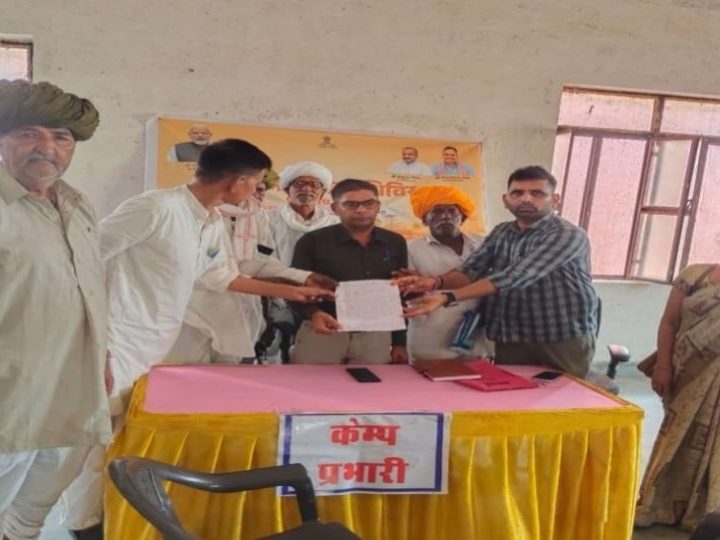ग्राम पंचायत सराना में आयोजित ग्रामीण सेवा शिविर दो भाइयों के बीच लंबे समय से चले आ रहे भूमि बंटवारा विवाद के सुखद समाधान का साक्षी बना।