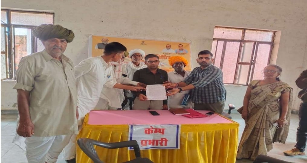 ग्राम पंचायत सराना में आयोजित ग्रामीण सेवा शिविर दो भाइयों के बीच लंबे समय से चले आ रहे भूमि बंटवारा विवाद के सुखद समाधान का साक्षी बना।