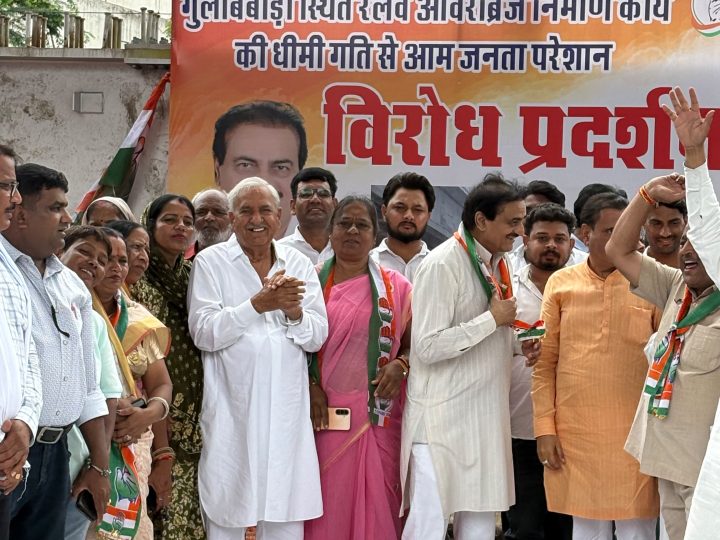 कांग्रेस के धरने का असरः गुलाबबाड़ी आरओबी के काम को मिली गति : चौधरी*”भाजपा सरकार सेल्फ स्टार्ट नहीं, उसे जगाने के लिए कांग्रेस को करना पड़ता है आंदोलन”