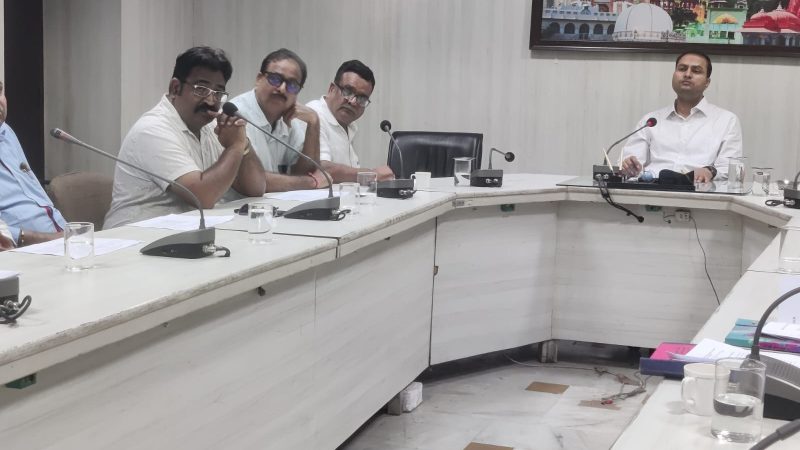 जिला स्तरीय स्क्रीनिंग समिति तथा शिकायत निवारण तंत्र समिति की बैठक आयोजित की गई।
