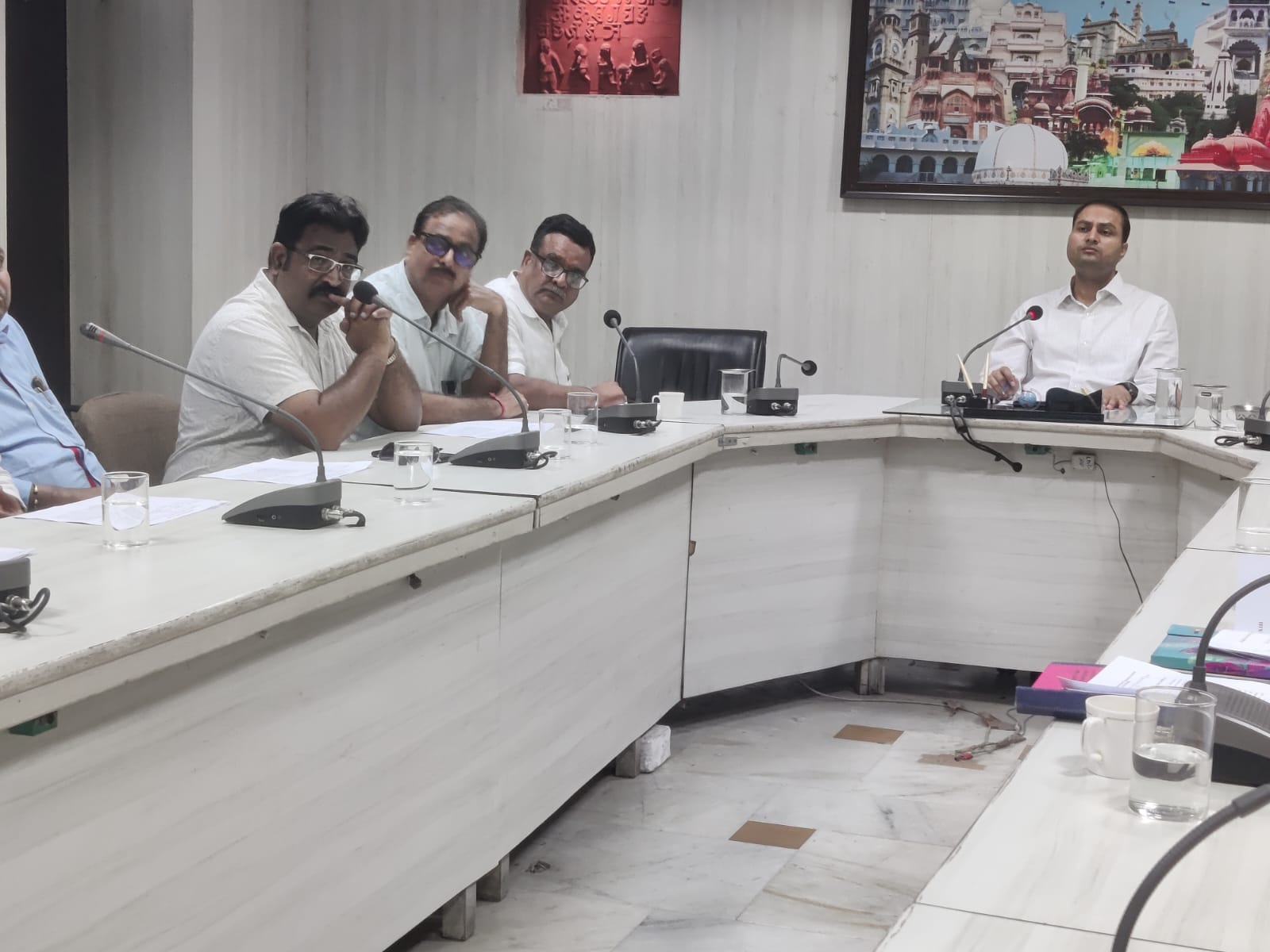 जिला स्तरीय स्क्रीनिंग समिति तथा शिकायत निवारण तंत्र समिति की बैठक आयोजित की गई।
