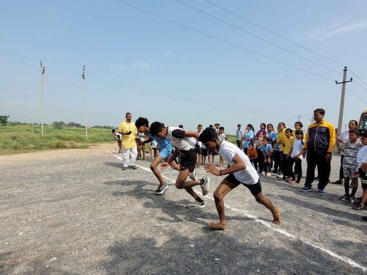 संकुल स्तरीय खेलकूद प्रतियोगिता का भव्य आयोजन