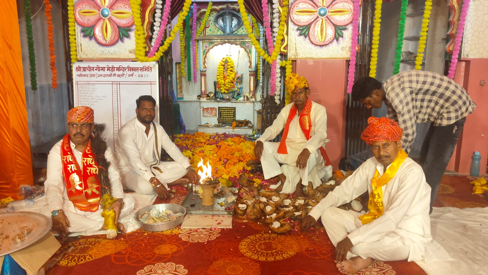फ्रामजी चौक से गूंजे गोगाजी महाराज के जयकारे, निशान शोभायात्रा पहुंची गोगामेड़ी धाम