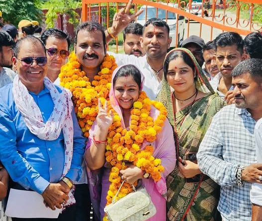 सावंर में पहली बार खिला कमल, पद्मिनी देवी गुर्जर बनीं नगर पालिका अध्यक्ष