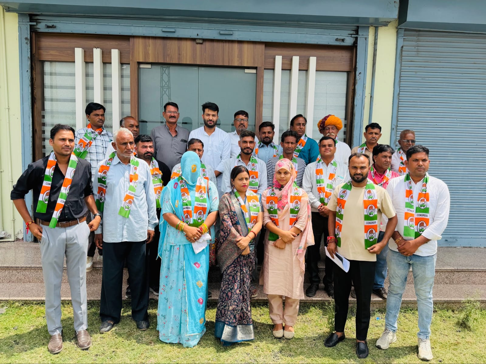 कांग्रेस के 20 अधिकृत प्रत्याशियों की बैठक, एकजुट होकर चुनाव लड़ने का संकल्प