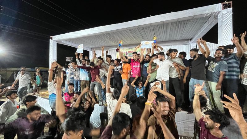 दही-हांडी प्रतियोगिता में DND क्लब प्रथम, RK क्लब द्वितीय