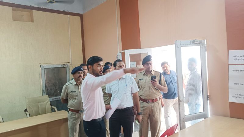 पीसांगन एवं नसीराबाद नगरीय निकायों में मतदान दलों के अंतिम प्रशिक्षण एवं रवानगी की व्यवस्थाओं का अवलोकन किया।