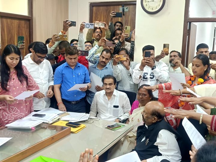 36 साल के भाजपा शासन के बाद कांग्रेस की नगर निगम में वापसी, नवनिर्वाचित पार्षदों ने ली शपथ — डॉ. जयपाल