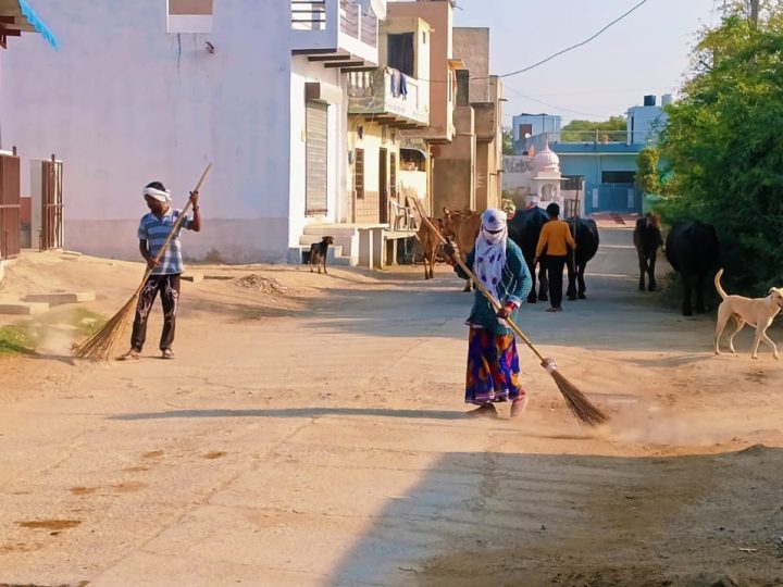 चेयरमैन सुखदेव चौधरी के दौरे के बाद शहर में चला विशेष स्वच्छता अभियान