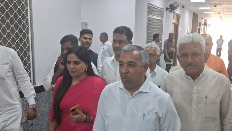 Ajmer Zila Parishad Election 2026: नामांकन के अंतिम दिन कांग्रेस-भाजपा ने जारी की प्रत्याशियों की सूची, देखें वार्डवार नाम