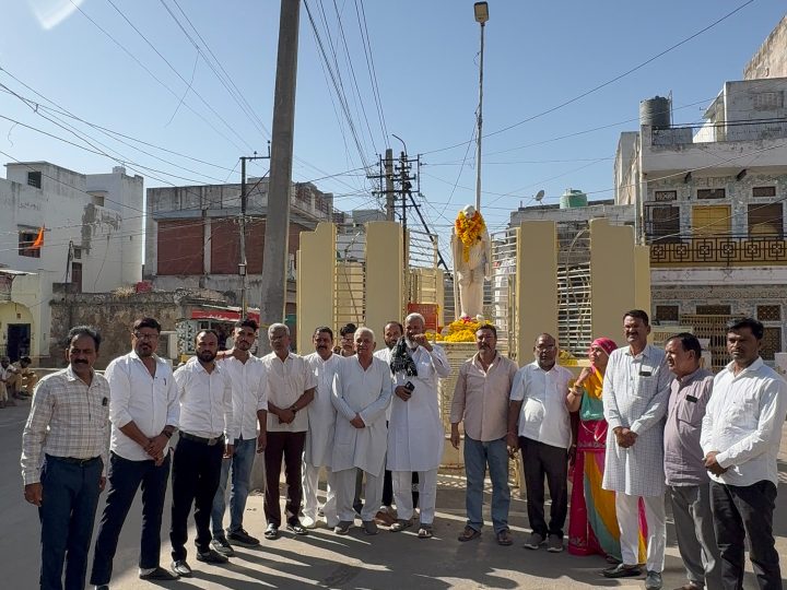 गांधी-शास्त्री जयंती पर कांग्रेसजनों ने किया महापुरुषों को नमनसत्य, अहिंसा, सादगी और राष्ट्रसेवा के आदर्शों को अपनाने का लिया संकल्प