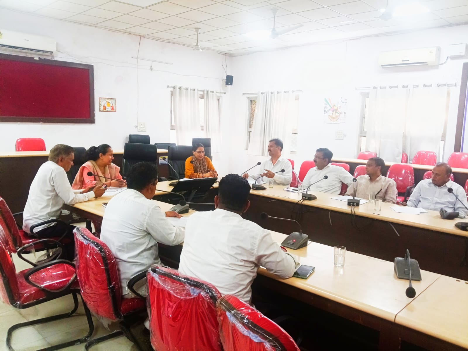 पंचायती राज आम चुनाव 2026 उप जिला निर्वाचन अधिकारी की अध्यक्षता में राजनीतिक दल के प्रतिनिधियों के साथ बैठक